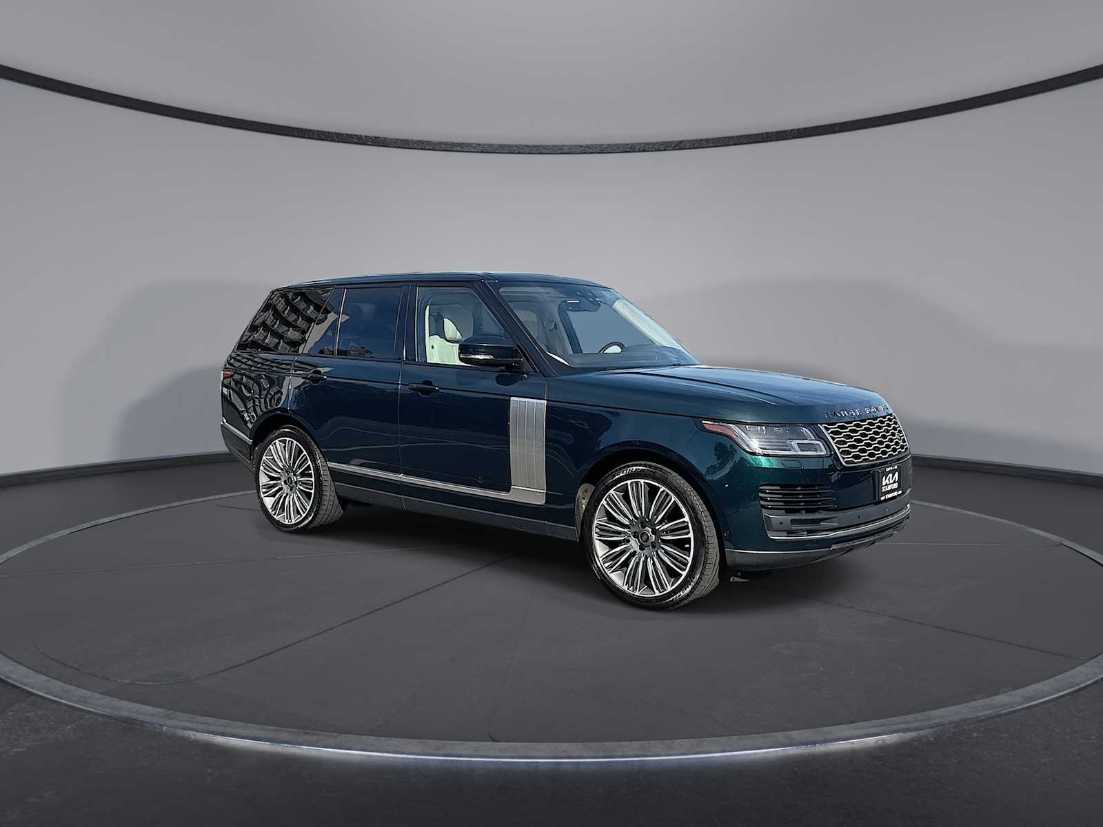 2019 Land Rover Range Rover SuperCharged photo 2