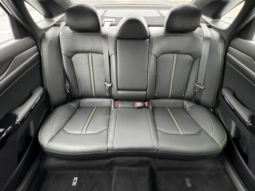 2026 Kia K5 GT - Photo 14
