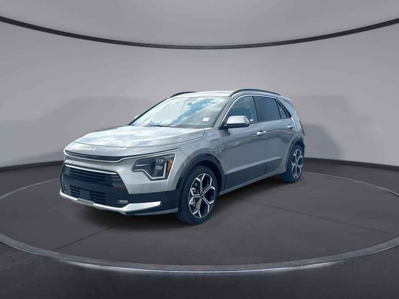 2025 Kia Niro Plug-In Hybrid SX Touring photo 4