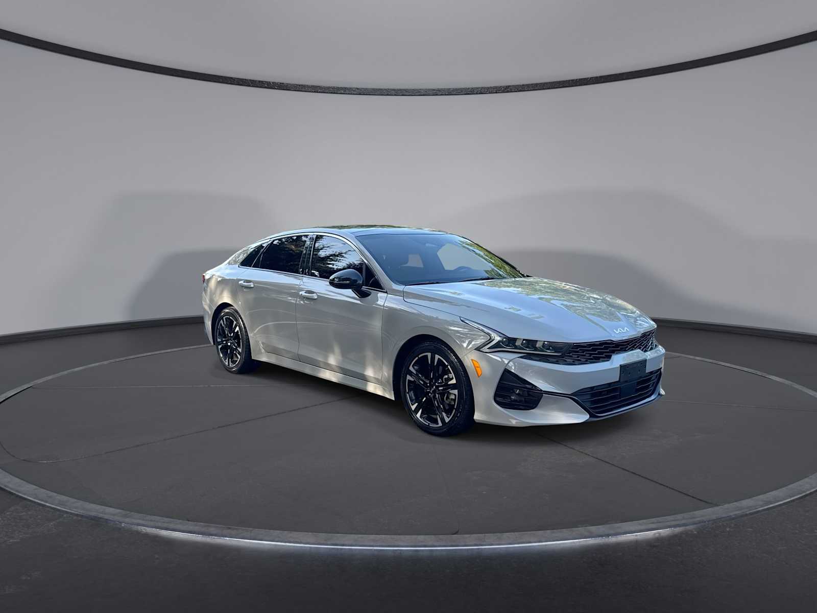 2023 Kia K5 GT-Line photo 2
