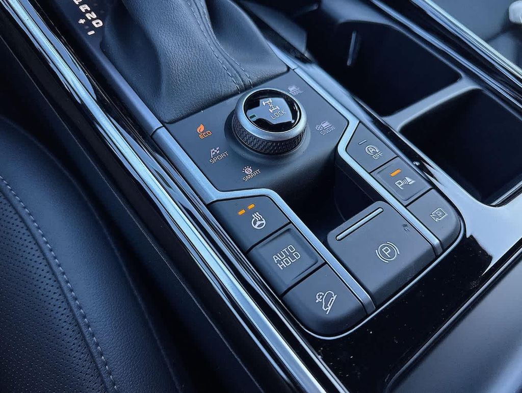 2025 Kia Sorento X-Line SX Prestige - Photo 40