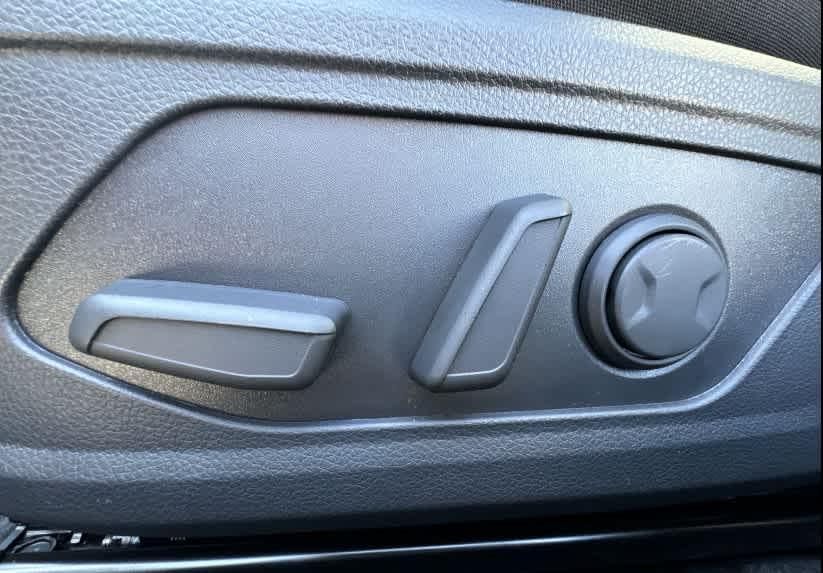 2026 Kia K5 GT-Line - Photo 9