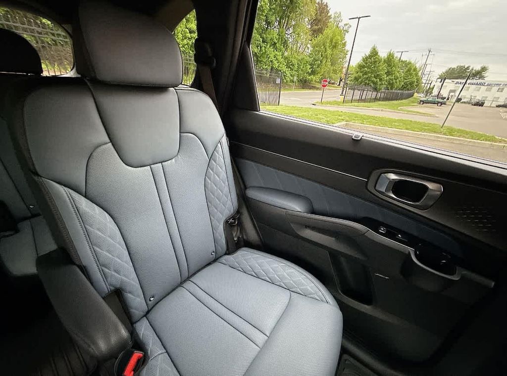 2025 Kia Sorento SX Prestige - Photo 15