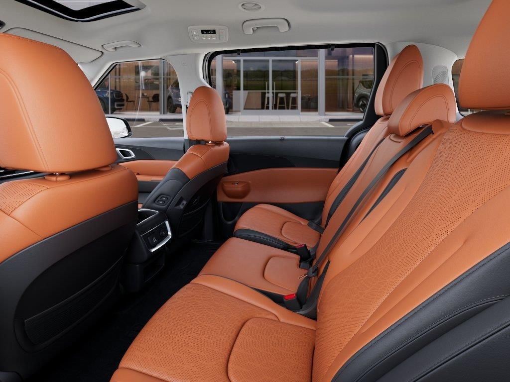 2026 Kia Carnival SX - Photo 17