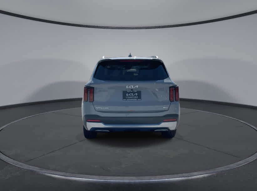 2025 Kia Sorento S photo 4