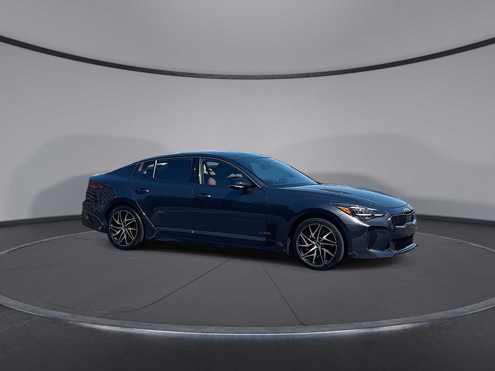 2023 Kia Stinger GT-Line photo 2