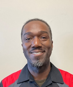 Staff member Jeff Peart from ID_c38674eda990