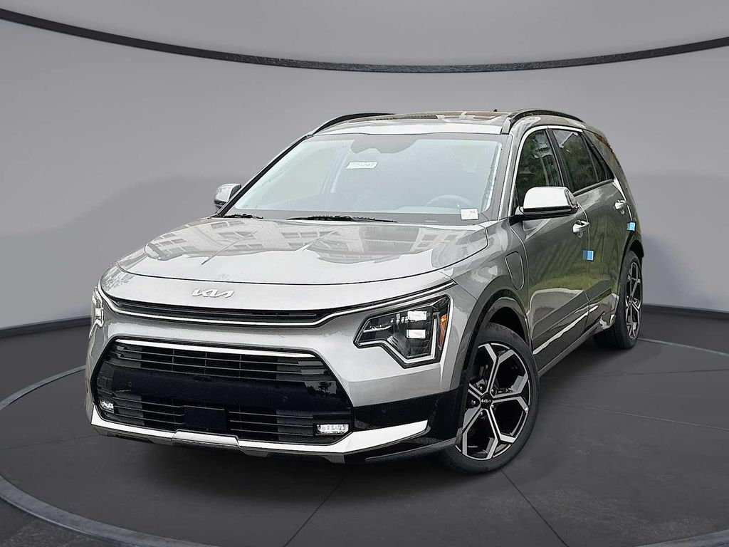 2025 Kia Niro SX Touring's photo