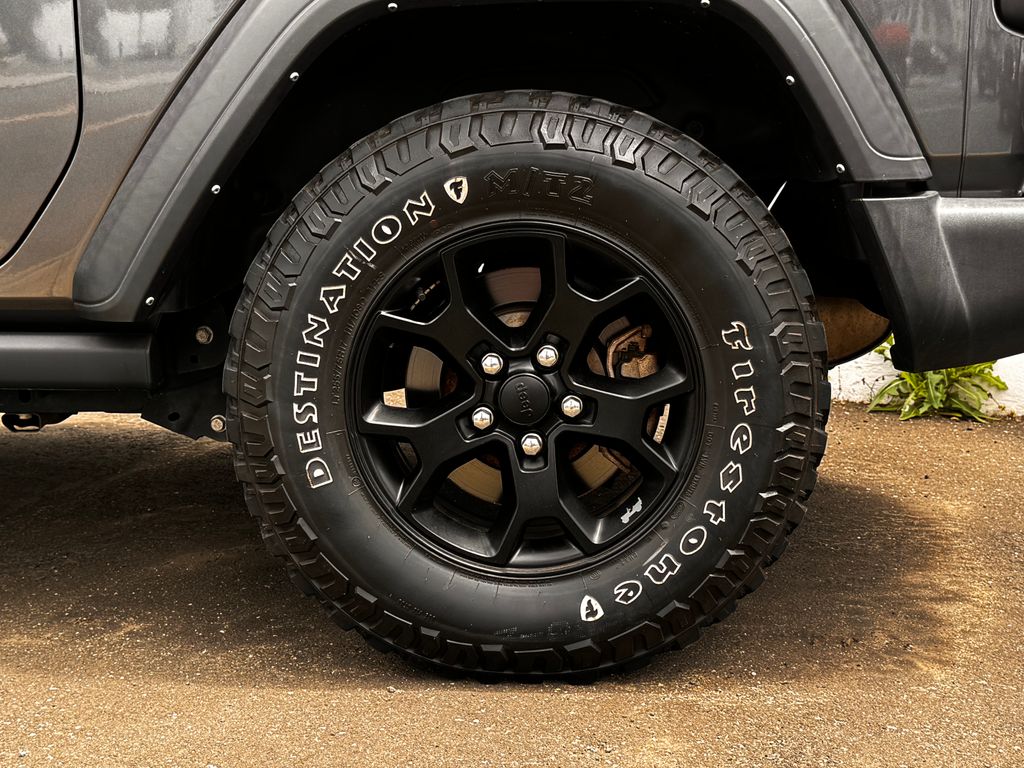 2022 Jeep Wrangler Willys - Photo 22