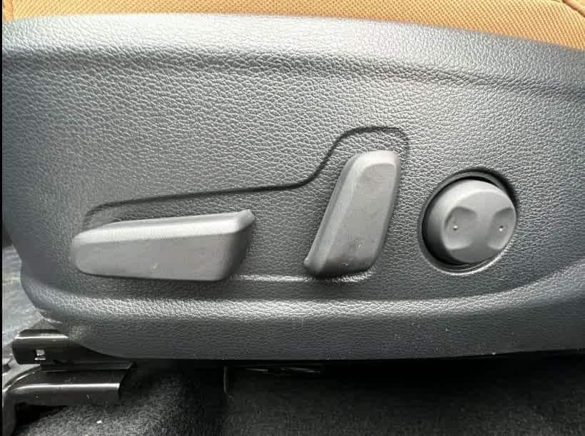 2025 Kia Seltos EX - Photo 13