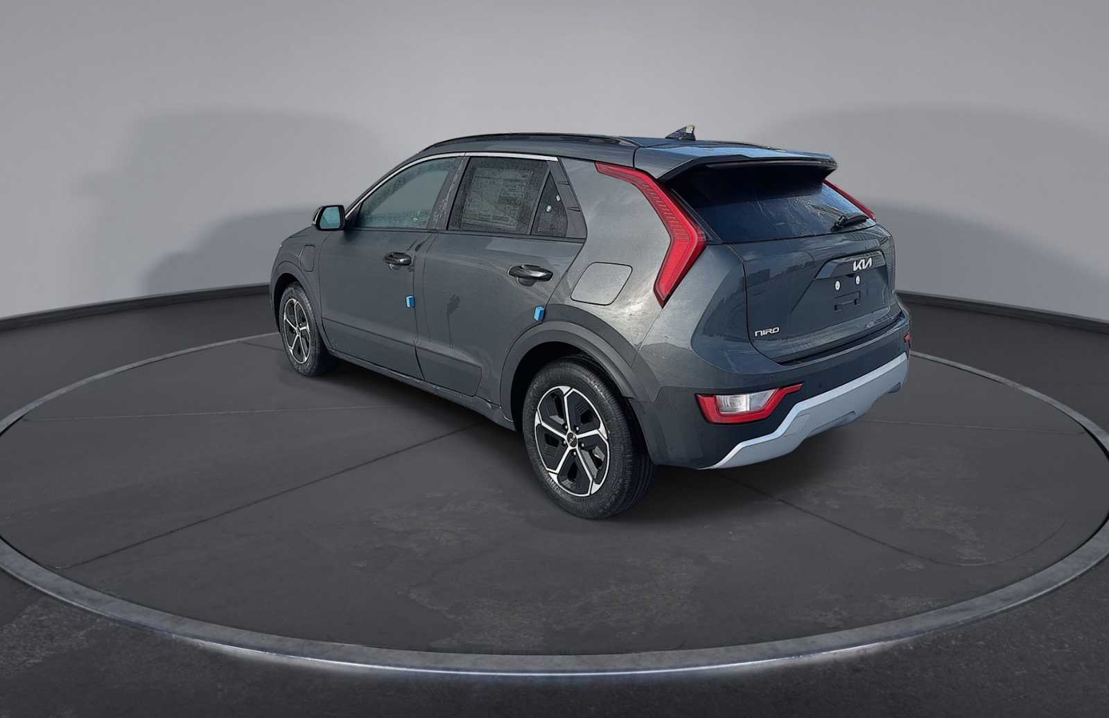 2025 Kia Niro Plug-In Hybrid EX photo 3