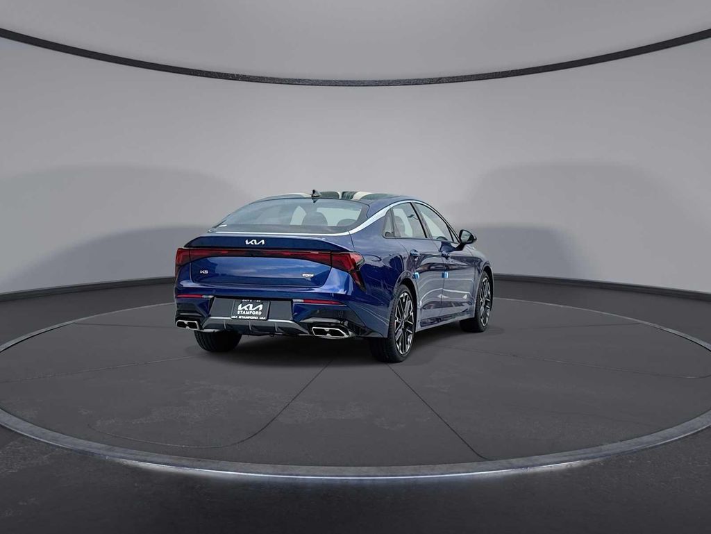 2026 Kia K5 GT - Photo 8