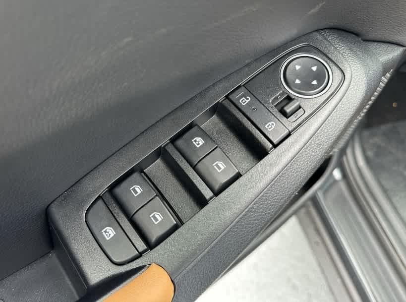 2025 Kia Seltos EX - Photo 12
