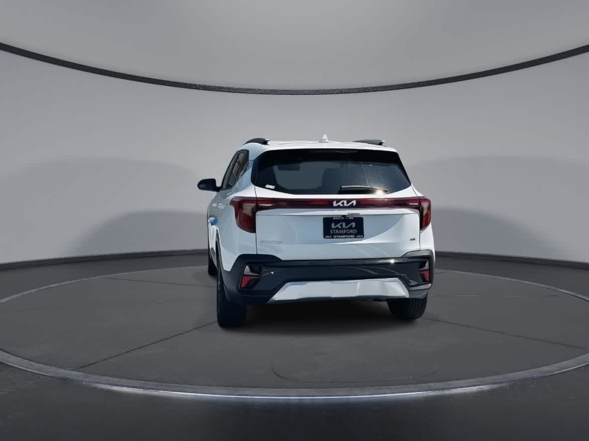 2026 Kia Seltos EX photo 4