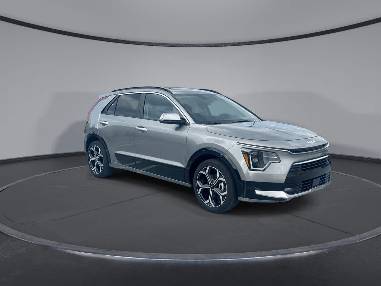 2025 Kia Niro Plug-In Hybrid SX Touring photo 2