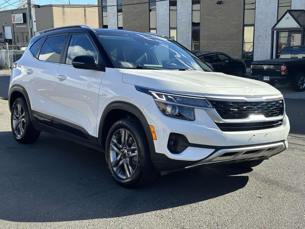 Certified 2022 Kia Seltos S IVT AWD