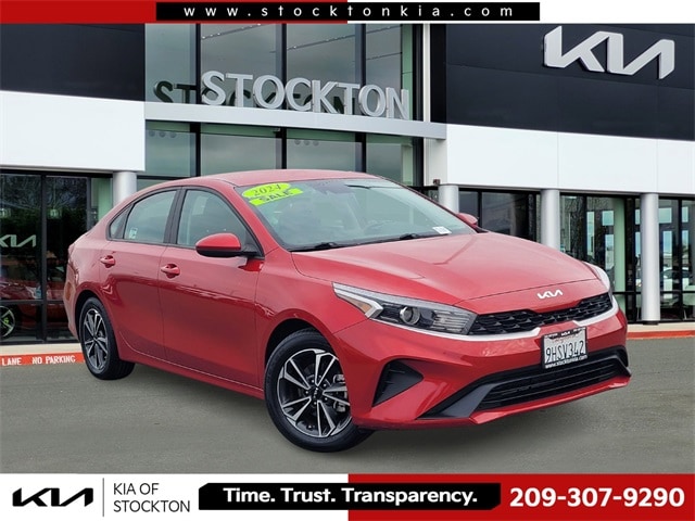 2024 Kia Forte LXS's photo