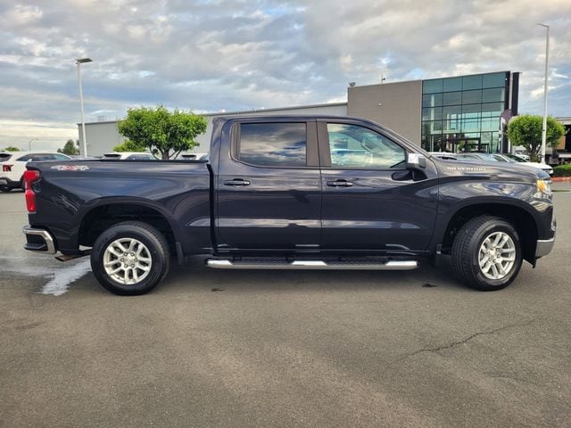 2022 Chevrolet Silverado 1500 LT w/1LT photo 3