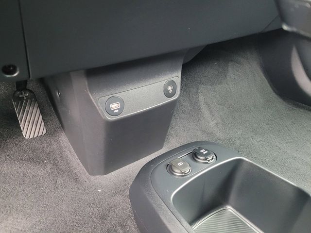 2024 Kia EV6 Light L/R - Photo 16