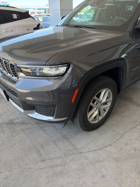 2023 Jeep Grand Cherokee L Laredo photo 2