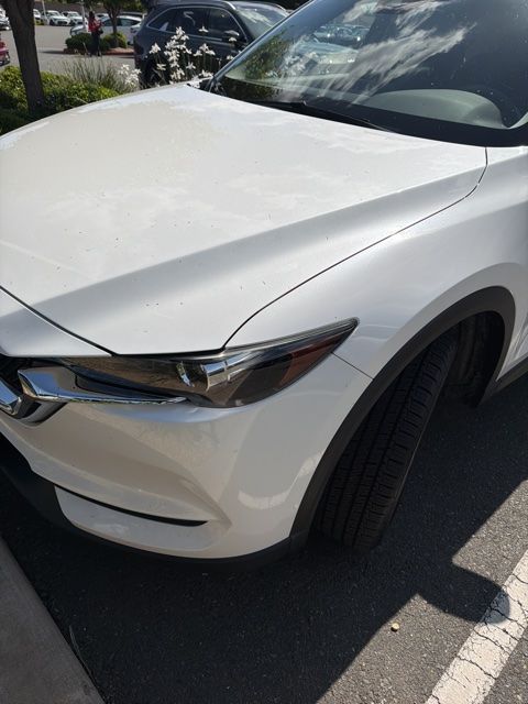 2018 Mazda Mazda CX-5 Touring photo 2