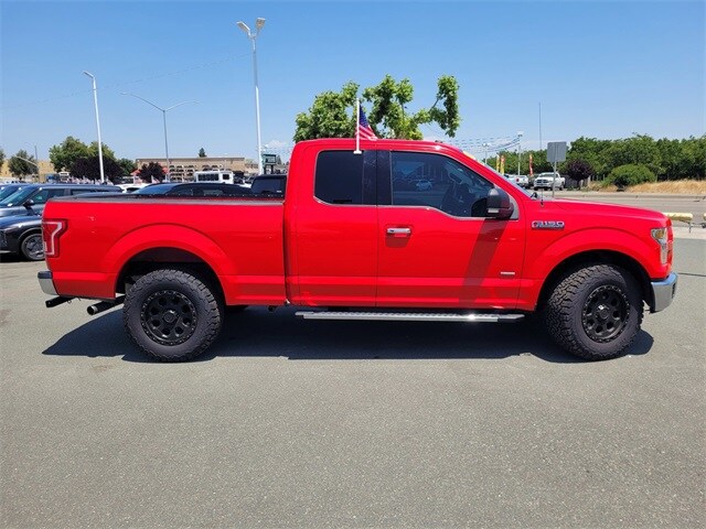 2016 Ford F-150 XLT photo 3