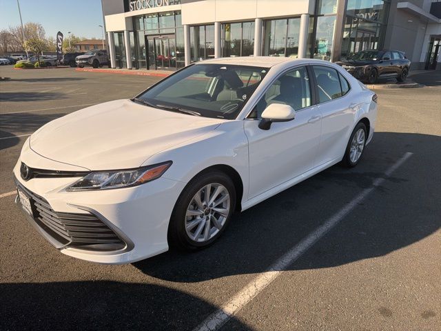 2021 Toyota Camry Sedan 