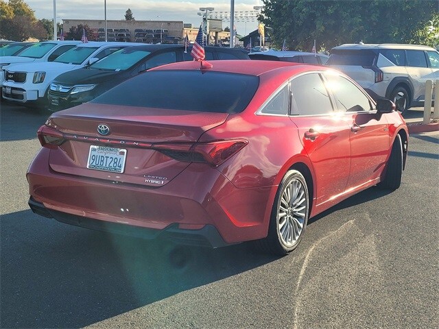2021 Toyota Avalon Hybrid Limited photo 4