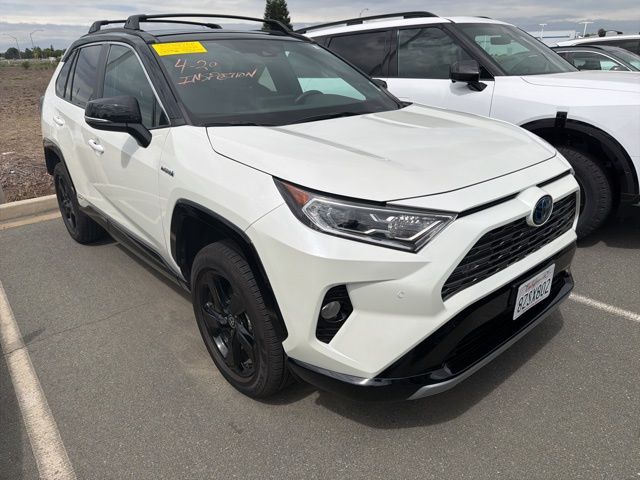 2021 Toyota RAV4 Hybrid XSE photo 5
