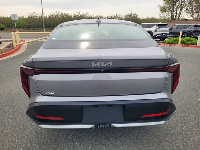 2025 Kia K4 LXS photo 4