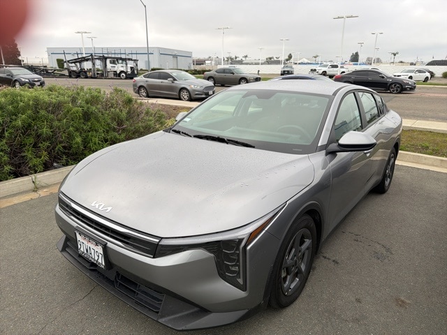 2025 Kia K4 LXS's photo