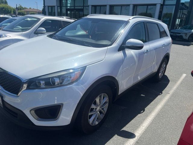 2016 Kia Sorento LX AT's photo