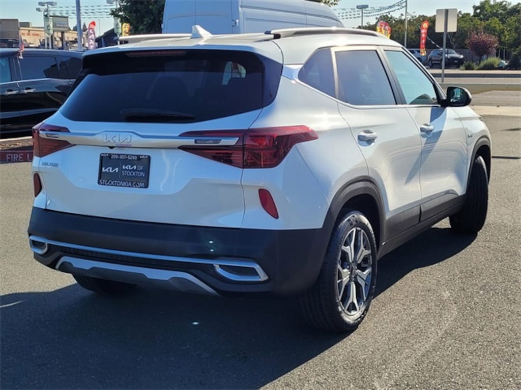 Certified 2022 Kia Seltos EX SUV