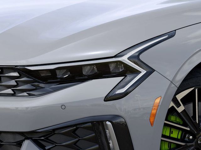 2026 Kia K5 GT - Photo 10