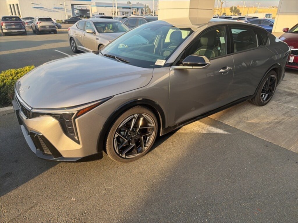 Certified 2025 Kia K4 GT-Line Sedan