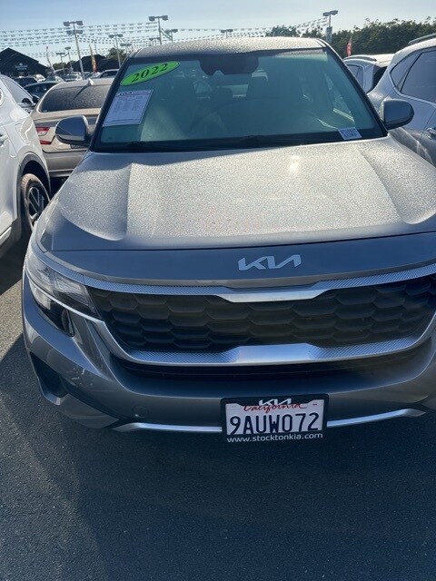 2022 Kia Seltos LX photo 3