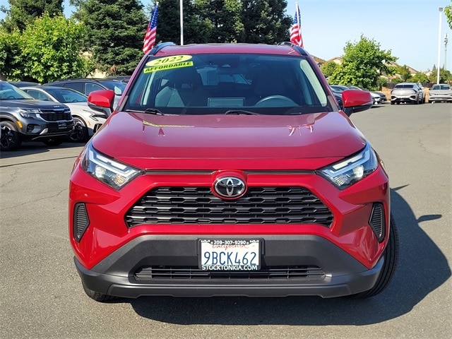 Used 2022 Toyota RAV4 XLE with VIN 2T3P1RFV1NW259098 for sale in Stockton, CA