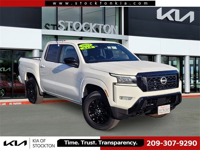 2023 Nissan Frontier SV