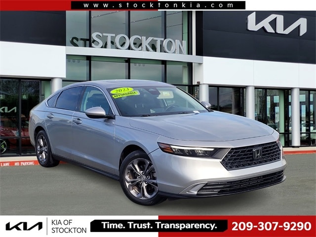 2023 Honda Accord EX's photo