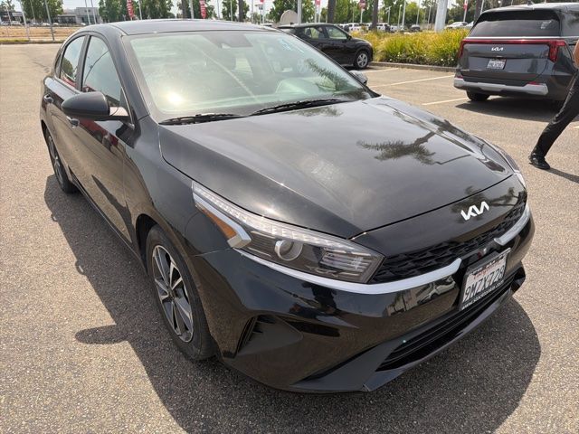 2024 Kia Forte photo 5
