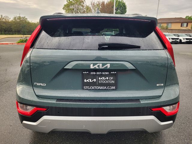 2023 Kia Niro EX photo 5