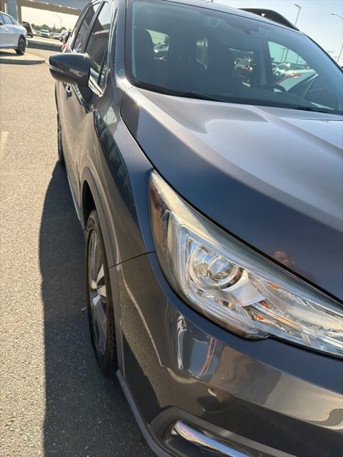 2019 Subaru Ascent Limited 7-Passenger photo 4