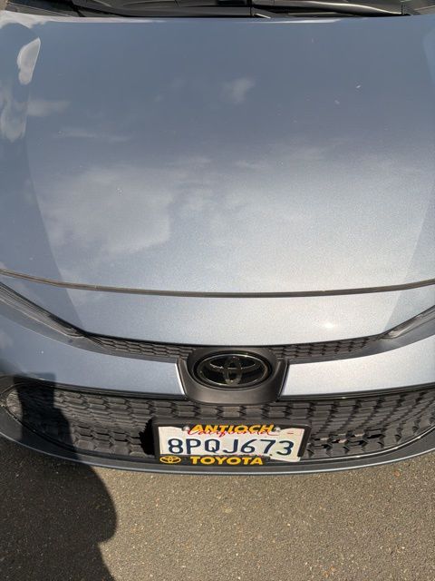 2020 Toyota Corolla LE photo 3