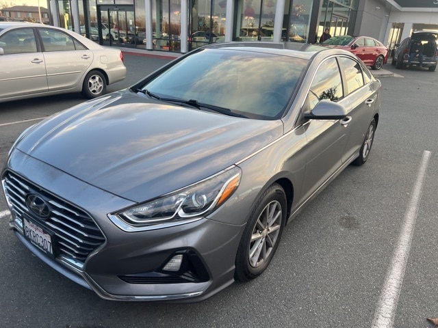 2019 Hyundai Sonata SE's photo