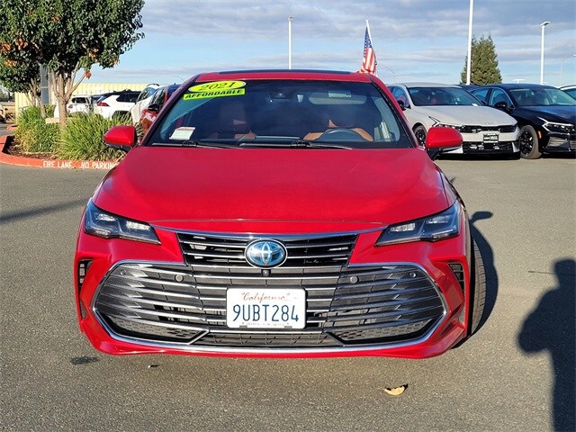 2021 Toyota Avalon Hybrid Limited photo 2