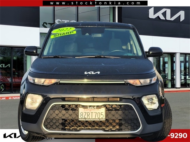 2022 Kia Soul LX's photo