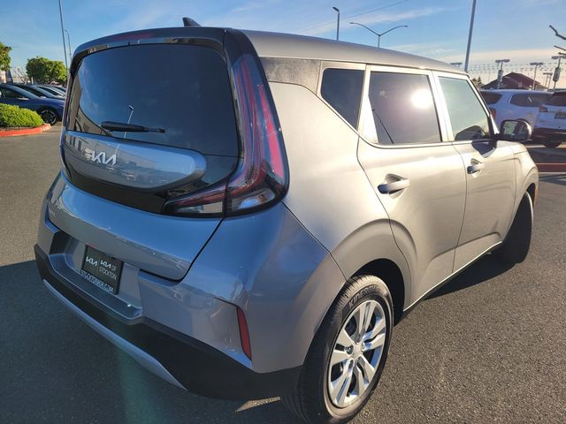 2025 Kia Soul LX photo 4
