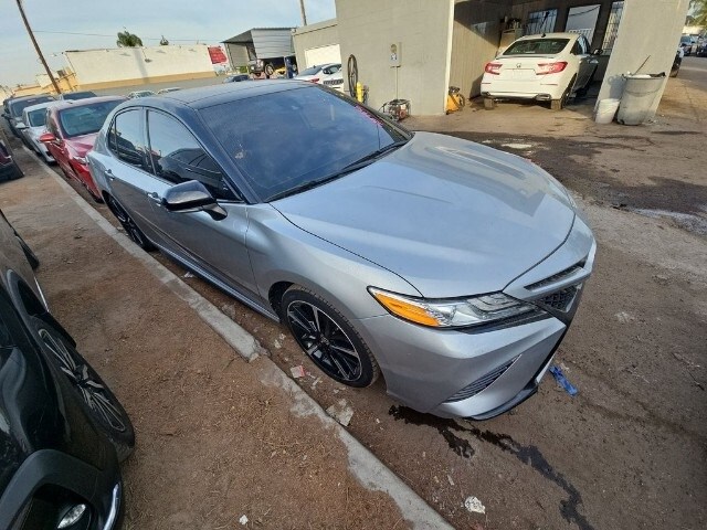 2020 Toyota Camry XSE photo 2