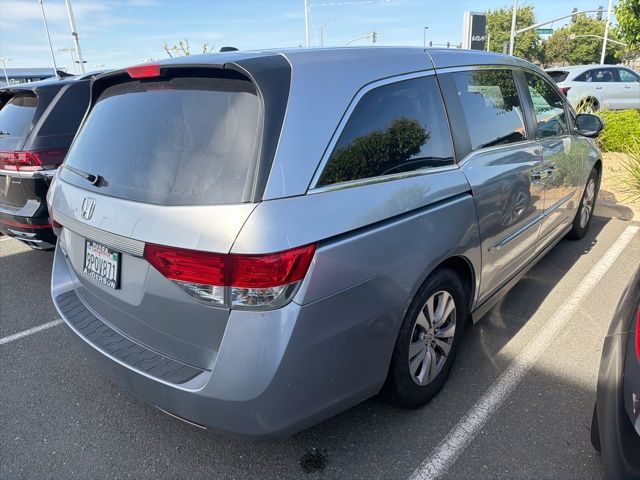 2016 Honda Odyssey EX-L photo 4