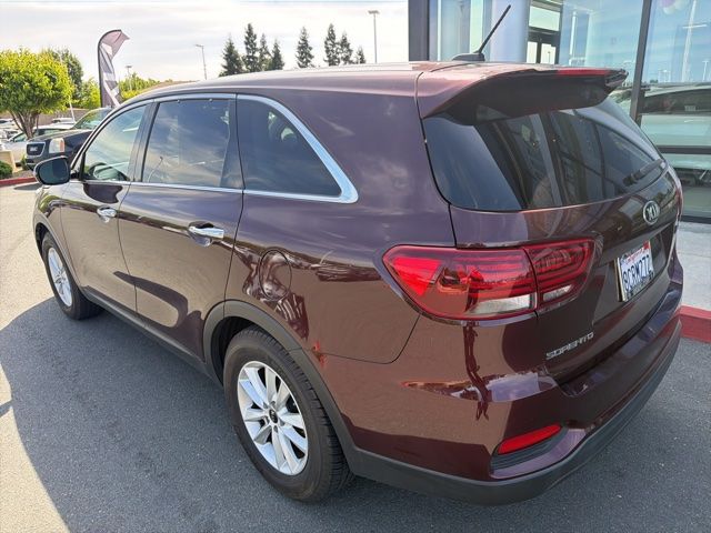 2019 Kia Sorento 3.3L LX photo 2